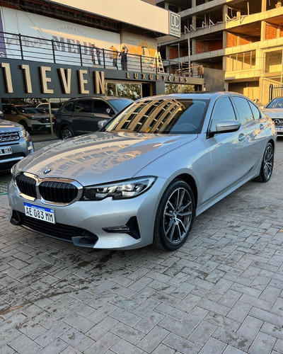 BMW Serie 3 3.0 330i Sedan Sport Line 252cv