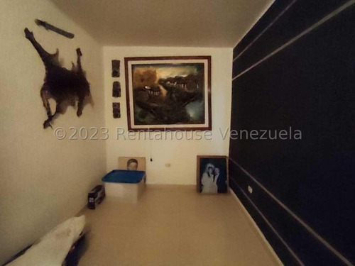 Imagen 10 de 23 de Espectacular Townhouse En Venta Urb. Los Girasoles Maracay 23-19053 Ejc