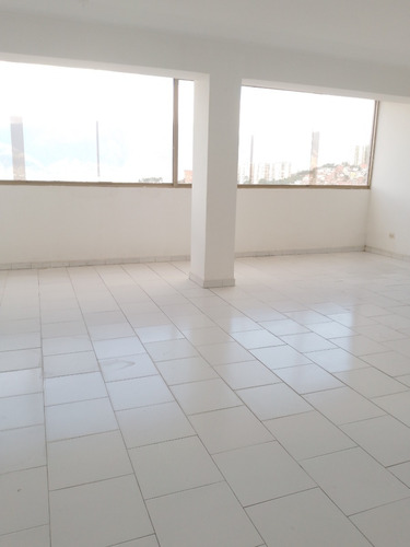Se Vende Ph Terrazas De Club Hipico 195m2, 4h+s/e/2+½b+s/4p