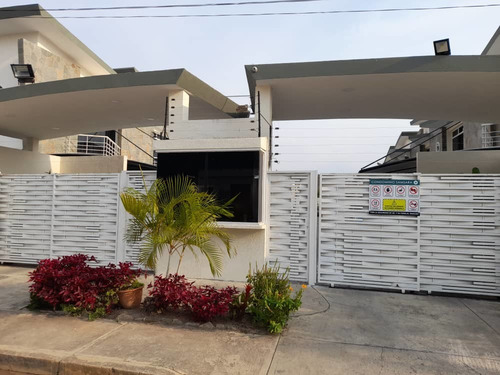 Imagen 23 de 23 de Townhouse En Manantial Conjunto Exvlusivo 0412-3640584