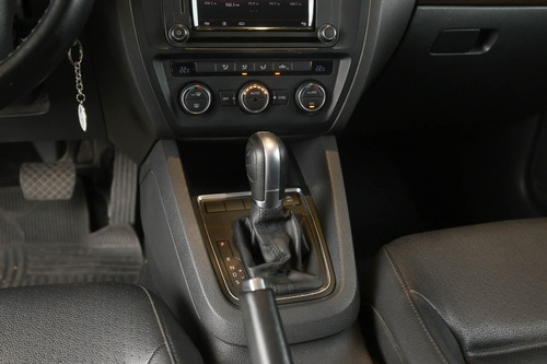 Imagen 17 de 17 de Vento 1.4tsi Bm Tech Fer