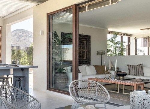 Casa En Venta, Nueva De 3d-3,5b. En Colina