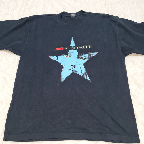 Playera Obey Worldwide (Usado)