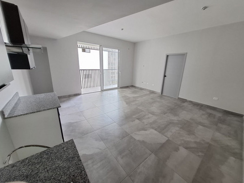 Apartamento En Alquiler En Serrallés, Santo Domingo