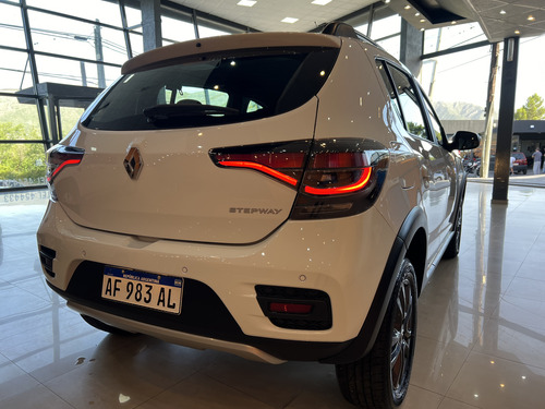 Renault Sandero Stepway 1.6 16v Intense
