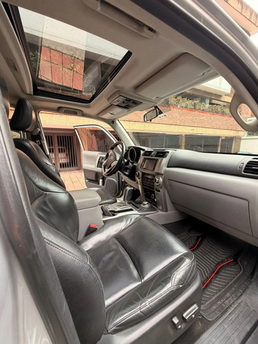 Toyota 4Runner 4.0 Sr5