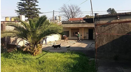 Imagen 3 de 14 de Lote De 10 X 35 En Moron Sur. Ideal Constructor
