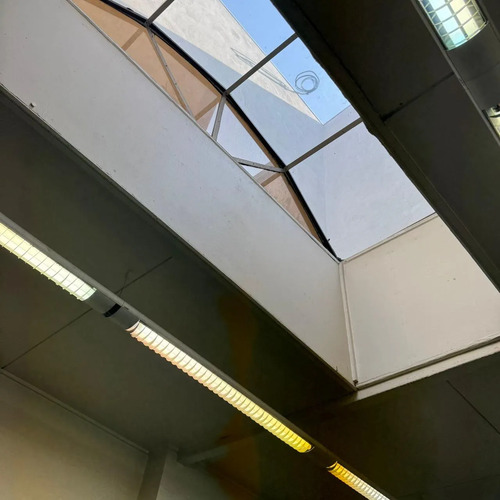 Edificio Comercial Con Excelente Ubicacion