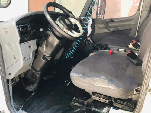 Mercedes Accelo 915 C