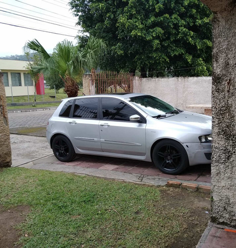 Fiat Stilo 2009 1.8 8v Flex Dualogic 5p