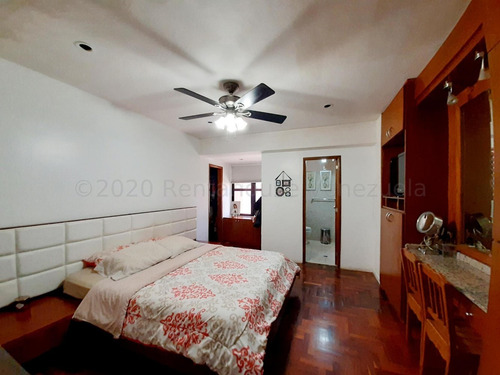 Imagen 7 de 8 de Apartamento Actualizado Buena Ubicacion En Venta Maracaibo