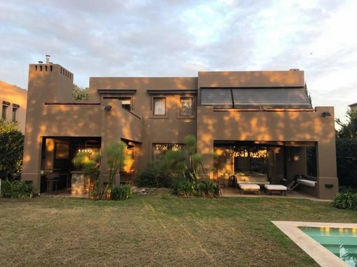 Imagen 6 de 17 de Casa En Venta Ubicado En Santa Barbara, Zona Norte