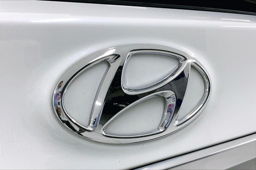 Imagen 8 de 25 de Hyundai Santa Fe 5 Pts Gls Premium, V6, 33l, Ta, 7 Pas, Ra