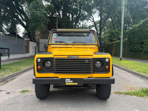 Imagen 4 de 25 de Land Rover Defender 1997 2.5 90 Sport