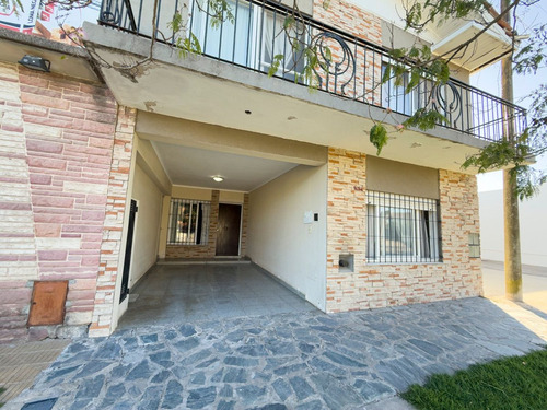 Venta Casa 3 Dormitorios Avenida Dindart Ayacucho