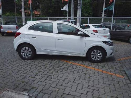 Chevrolet Onix 1.0 Mpfi Lt 8v Flex 4p Manual