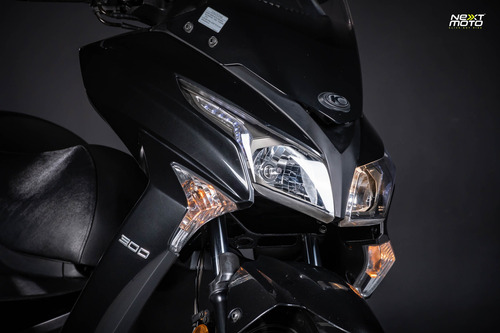 Kymco X-town 300