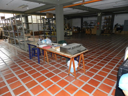 Imagen 25 de 30 de Ls Alquila Edificio Comercial Sarria 23-2589