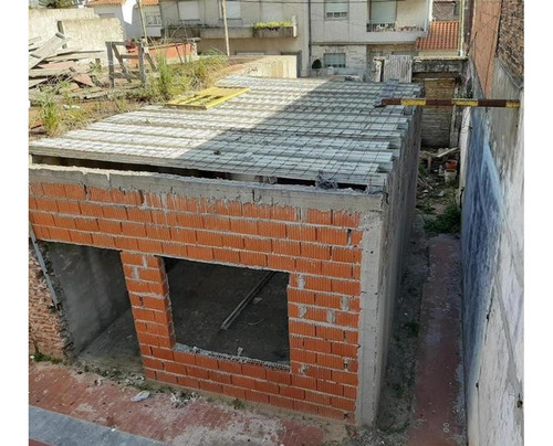 Imagen 4 de 13 de Lote Con Casa 3 Ambientes Garage Y Quincho A Terminar