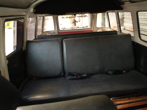 Imagem 8 de 13 de Volkswagen Kombi Camioeta