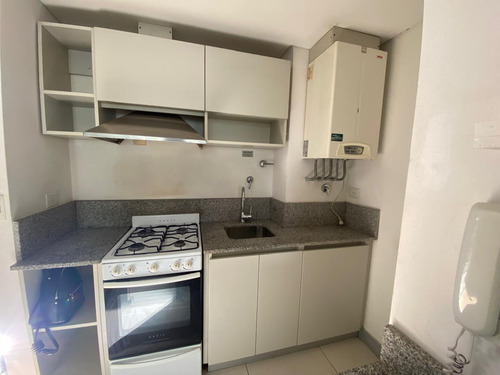 Departamento En Victoria Mono Con Bcon Y Coch