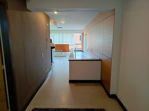 Town House En Venta Urb. El Peñón Baruta