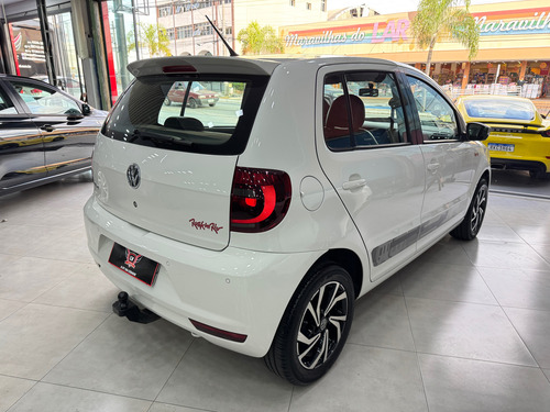 Volkswagen Fox 1.6 Vht Rock In Rio Total Flex 5p