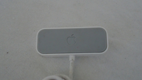 Base Dock Apple Para Ipod Shuffle Original (Usado)