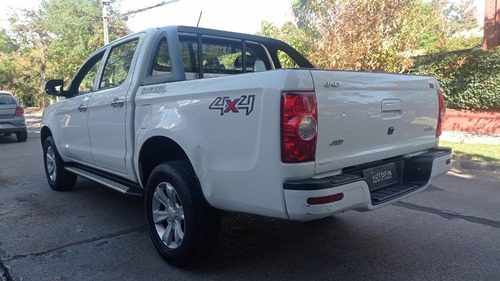 Imagen 8 de 15 de Jac T6 Dcab 4x4 2.0 Luxury 2018
