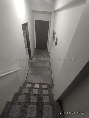 Imagen 10 de 14 de Tibizay Diaz Vende Edificio En Chacao #22-499