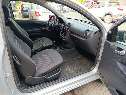 Volkswagen Saveiro 1.6 Gp Cd 101cv Pack High