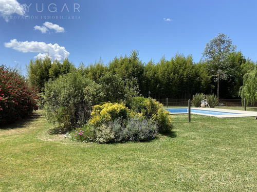 Venta Casa - Chacras Del Molino / Exaltación De La Cruz - Lote De 2000 M2