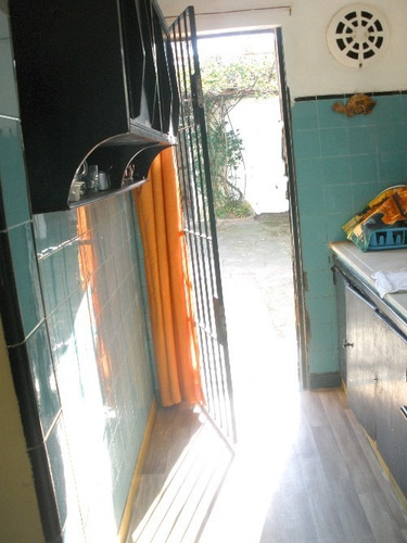 Imagen 6 de 14 de Venta Casa Tipo Chalet 3 Dormitorios Próximo D. A Larrañaga