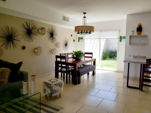 Casa En Venta En Fracc. Mollar Mod. Gaudium