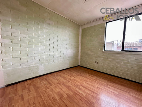 Casa En Venta De 3 Dorm. En Quilpué