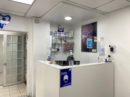 Oficina De 50 M2, 5 Privados , Calle Independencia, Valdivia
