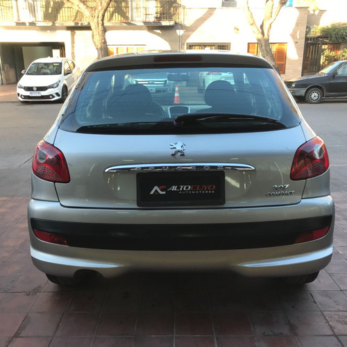 Peugeot 207 1.4 Sedan Hdi Xs