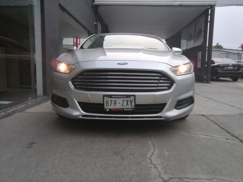 Imagen 7 de 15 de Ford Fusión Se Híbrido 2015