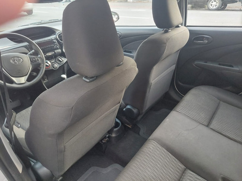 Imagem 5 de 9 de Toyota Etios Sedan Xplus 19/20