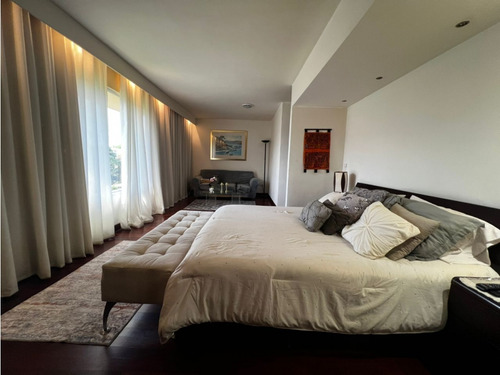 Se Alquila O Vende Apto.duplex 220m2 4h/3.5b/2pe/1m La Unión