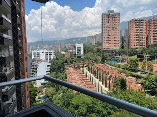 Apartamento En Arriendo Poblado 643-8292302