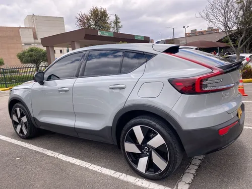 Volvo C40 Ultimate P8 4x4 2024