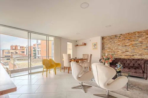 Apartamento En Venta En El Nogal-los Almendros. Cod V24083