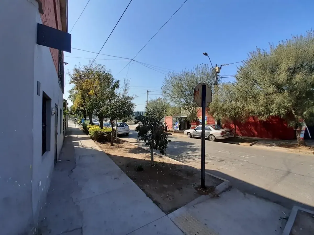 Imagen 5 de 16 de Casa Esquina En Cerrillos Con Gran Bidega (177435)