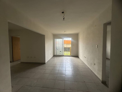 En Venta Apartamento En Obra Blanca En El Conjunto Residencial Monte Mayor, San Diego Estado Carabobo / Emer.