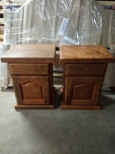 Imagen 1 de 1 de Mesa De Luz Algarrobo