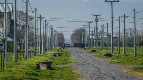 Imagen 16 de 22 de Lotes Enormes En Roldan