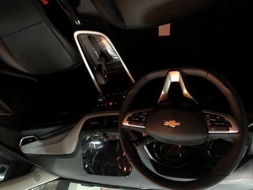 Imagen 13 de 19 de Chevrolet Onix 1.0 Turbo Premier I Mt