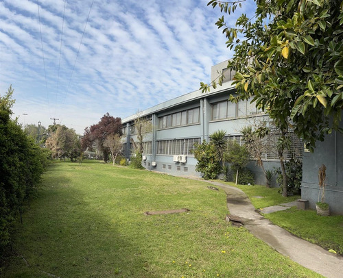 Edificio Corporativo Para Arriendo En Ñuñoa, 0,33 Uf/m²