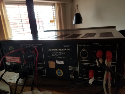 Amplificador Marantz 1030